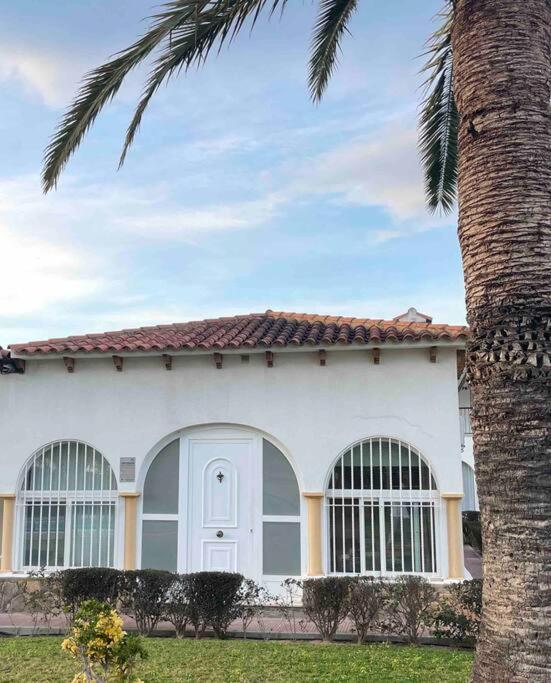 Bungalow Para 6 Pax A 7 Minutos De Playa Albir Альфас-дель-Пи Экстерьер фото